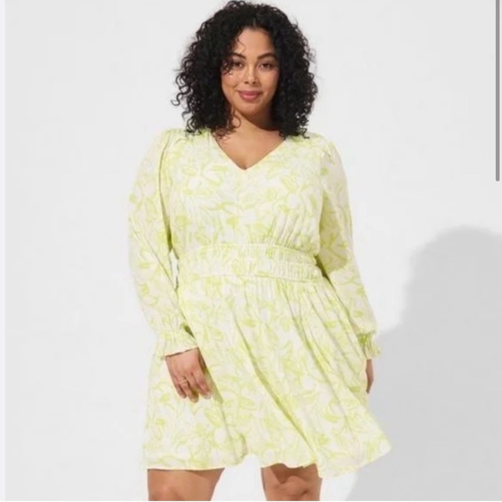 Torrid White Dress with Lime Green Print - New with Tags - Size 4X - 26W